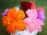 💐 Rękodzieło: Kolorowy Bukiet Kwiatów w Wiklinowym Koszyku 💐 - obrazek 6