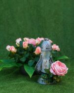 Ozdobny Znicz Szklany z Różą – Elegancja i Klasyka - obrazek 3